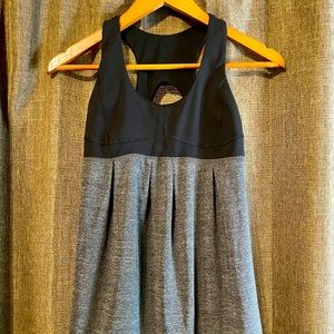 Women's Lululemon Run Your Heart Out Tank Top Black and Gray Tie Bottom Sz 6
